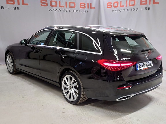 Mercedes-Benz C300 5 of 5