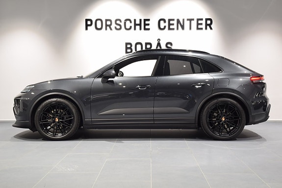 Porsche Macan 4 2 of 5