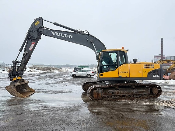 Volvo EC 210 C L Rototilt C-Smörj