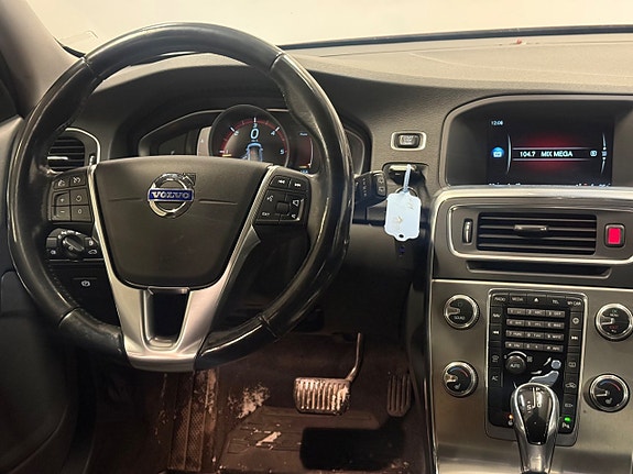 Volvo V60 23 of 30
