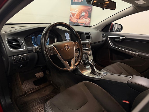 Volvo V60 12 of 30