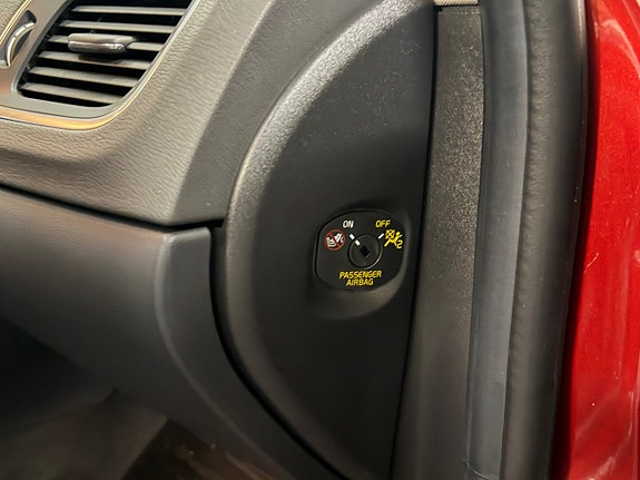 Volvo V60 11 of 30