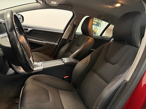 Volvo V60 16 of 30