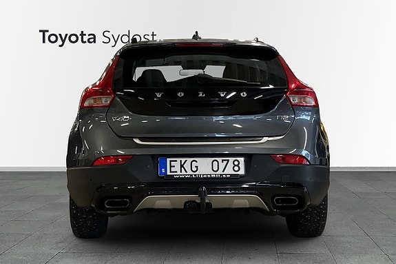 Volvo V40 Cross Country 4 of 5