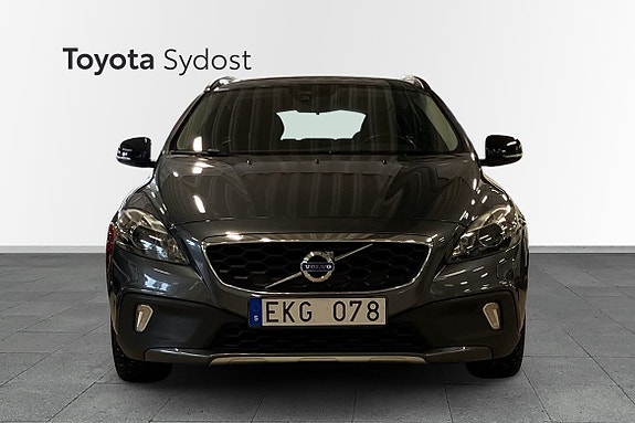 Volvo V40 Cross Country 5 of 5