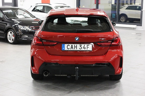 BMW 118i 8 of 18