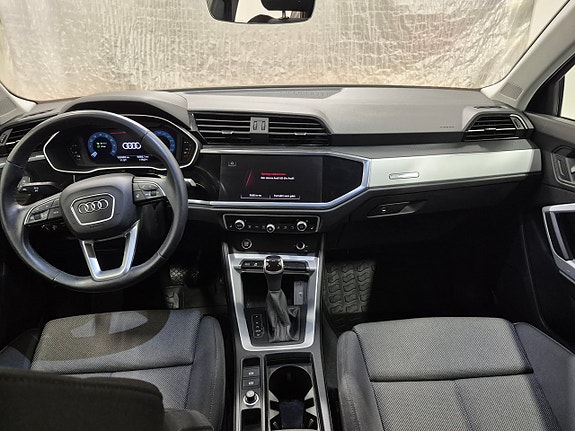 Audi Q3 6 of 10