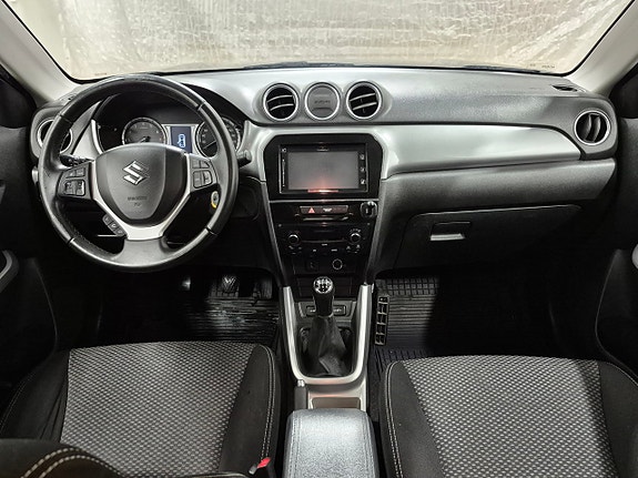 Suzuki Vitara 6 of 9
