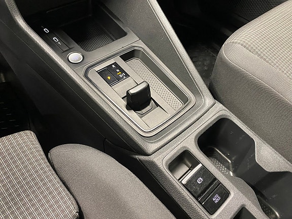 Volkswagen Caddy Maxi 12 of 13