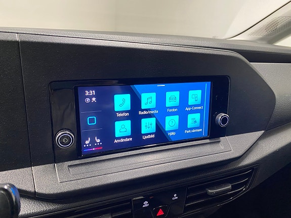 Volkswagen Caddy Maxi 11 of 13