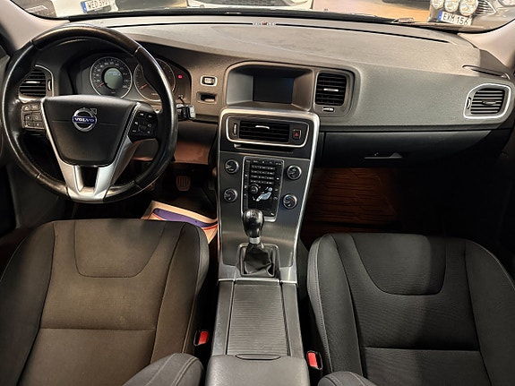 Volvo V60 9 of 10