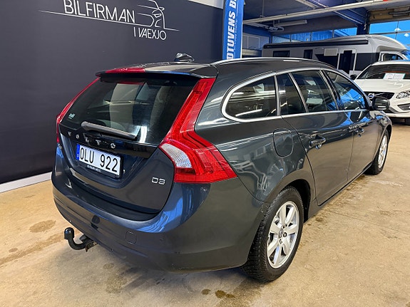 Volvo V60 4 of 10