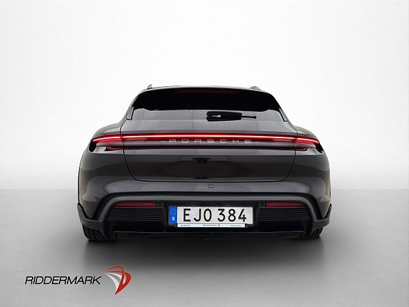 Porsche Taycan 8 of 30