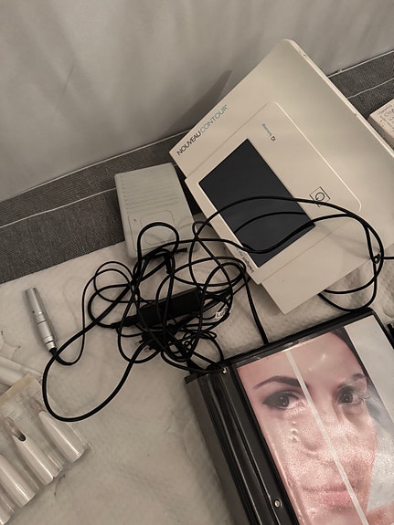 Product image 8 of 9