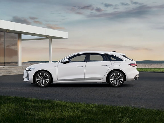 Audi A5 2 of 10