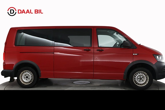 Volkswagen Caravelle 3 of 5