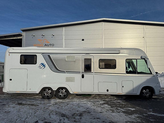 Knaus Sun i 900 LX 177HK AUT Queensbed & exklusivt badrum! Vinteranpassad! ALDE vattenburen värme! Dubbla AC!