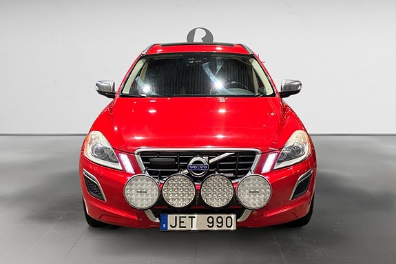 Volvo XC60 10 of 17
