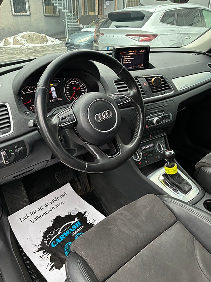 Audi Q3 4 of 7