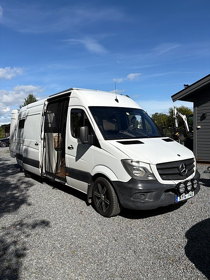 Mercedes-Benz Sprinter 6 of 8