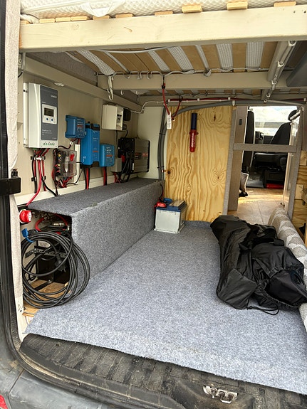 Mercedes-Benz Sprinter 7 of 8