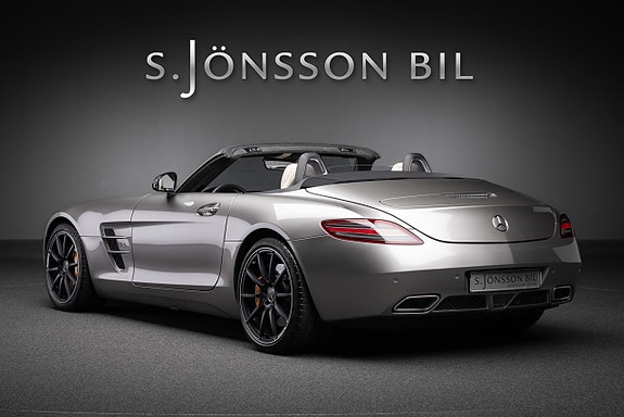 Mercedes-Benz SLS 2 of 5