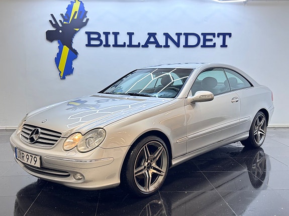 Mercedes-Benz CLK200 2 of 5