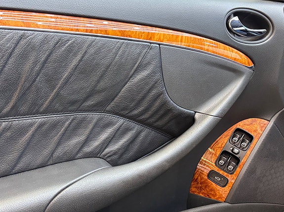Mercedes-Benz CLK200 19 of 19