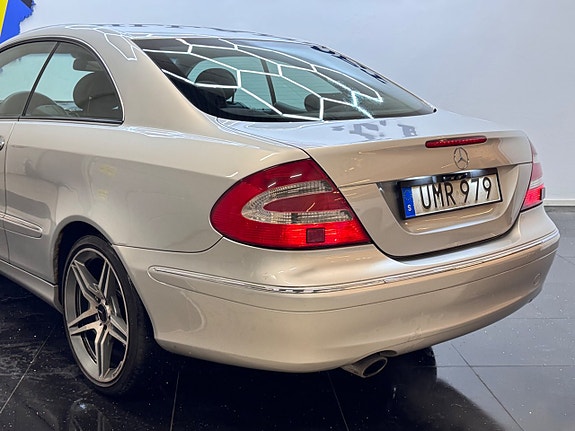 Mercedes-Benz CLK200 5 of 5