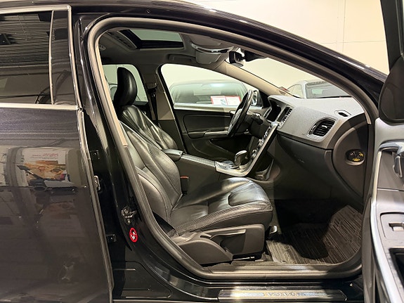 Volvo V60 20 of 24