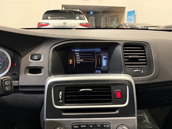 Volvo V60 18 of 24