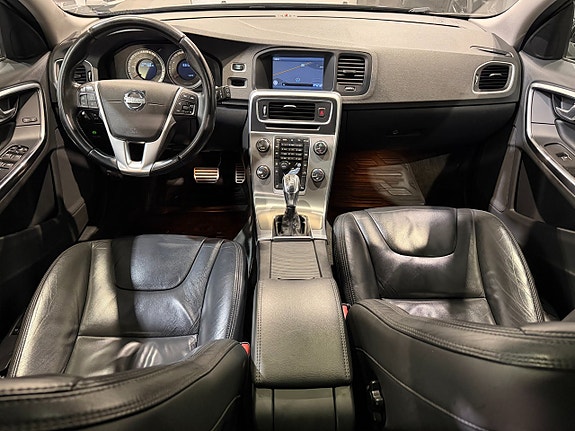 Volvo V60 9 of 24