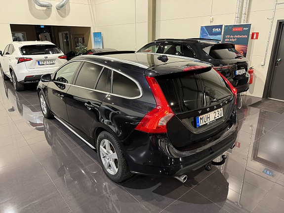 Volvo V60 7 of 24