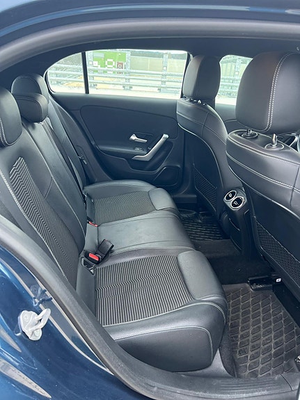 Mercedes-Benz A200 5 of 8