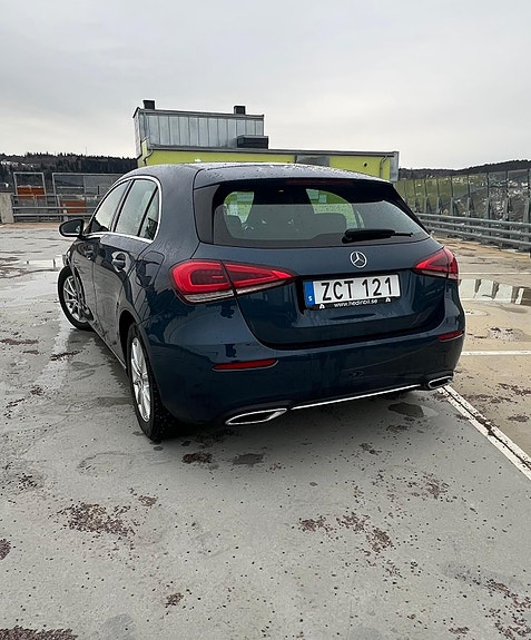 Mercedes-Benz A200 3 of 8