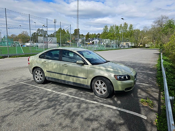 Volvo S40 4 of 7