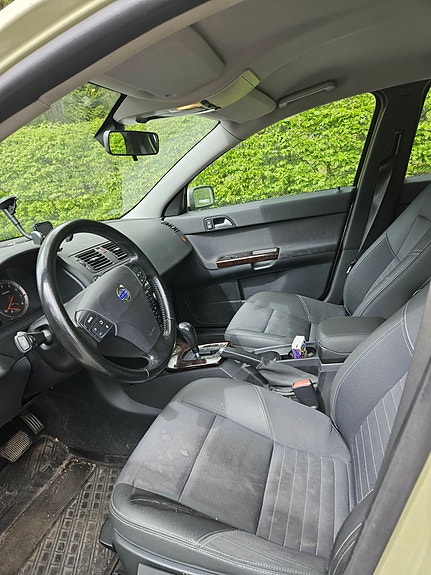 Volvo S40 3 of 7