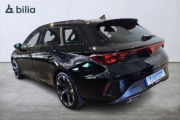 Cupra Leon 2 of 5
