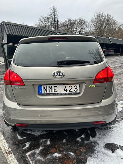 Kia Venga 3 of 5