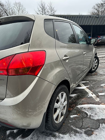 Kia Venga 5 of 5
