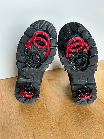 Product image 16 of 16
