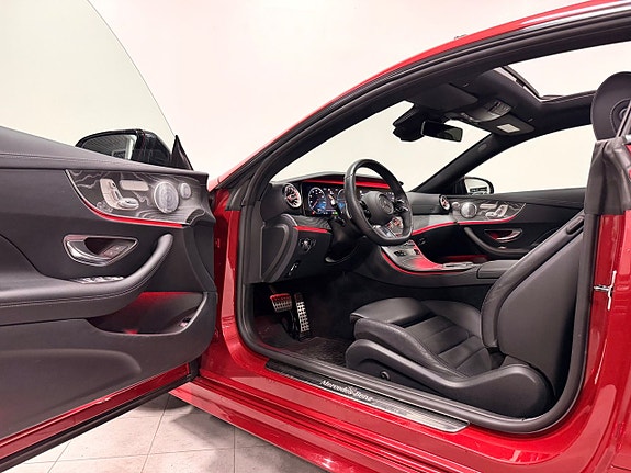 Mercedes-Benz E300 9 of 30