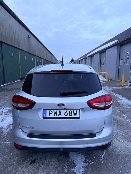 Ford C-Max 5 of 5