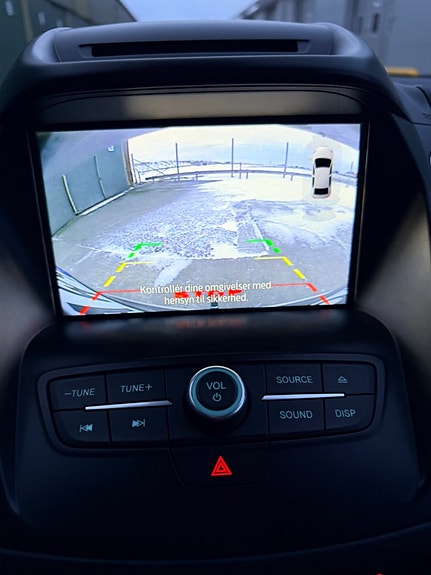 Ford C-Max 15 of 17