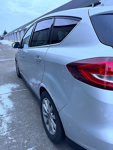 Ford C-Max 4 of 5