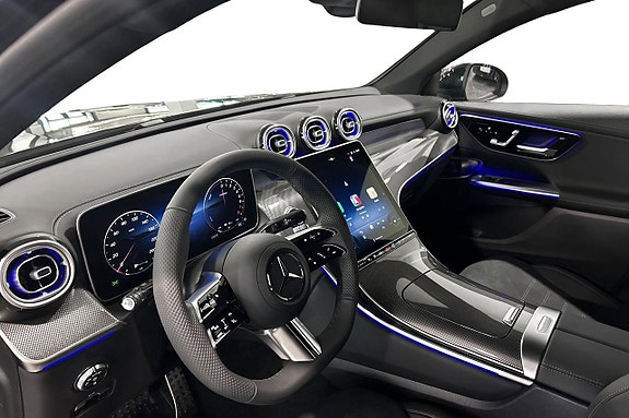 Mercedes-Benz GLC300 e 6 of 12