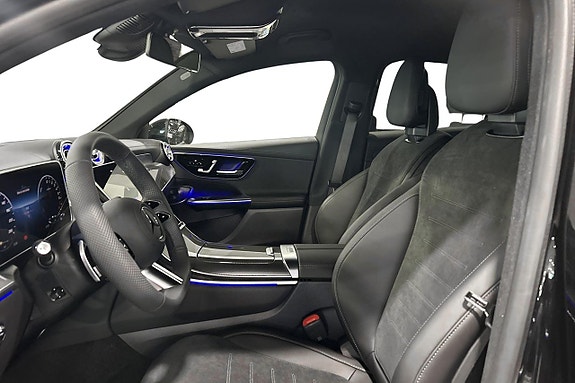 Mercedes-Benz GLC300 e 12 of 12