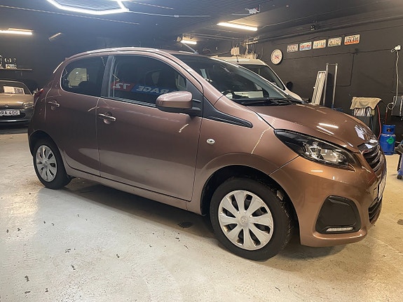 Peugeot 108 4 of 5