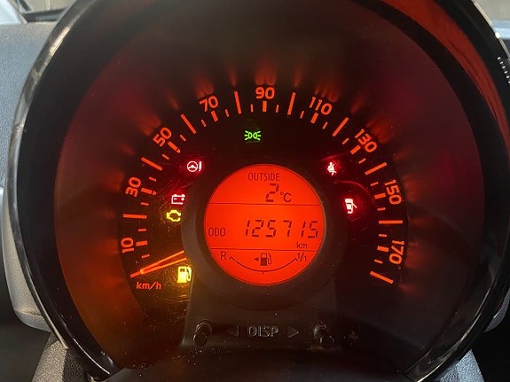 Peugeot 108 13 of 16