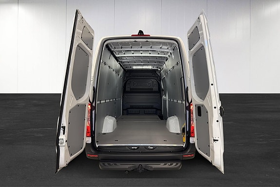 Mercedes-Benz Sprinter 412 9 of 18